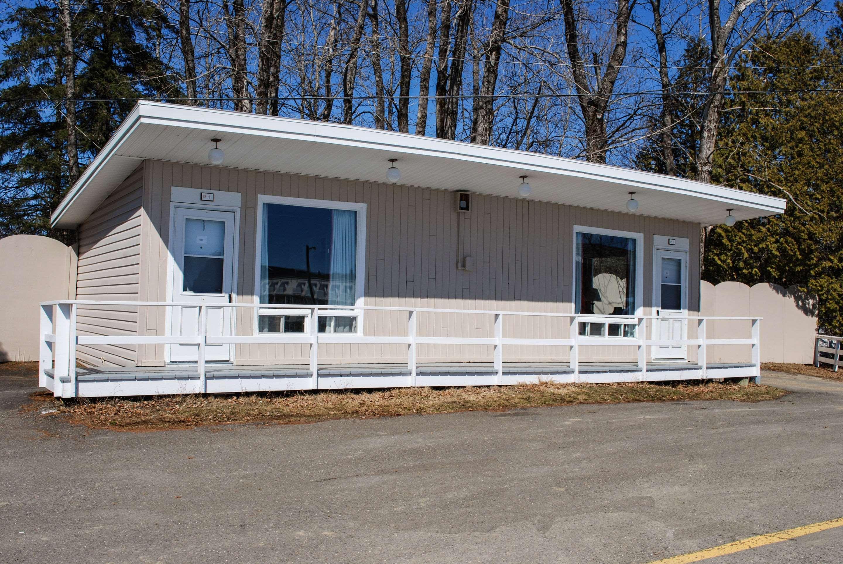 Rodeway Inn Grand Falls Exterior foto