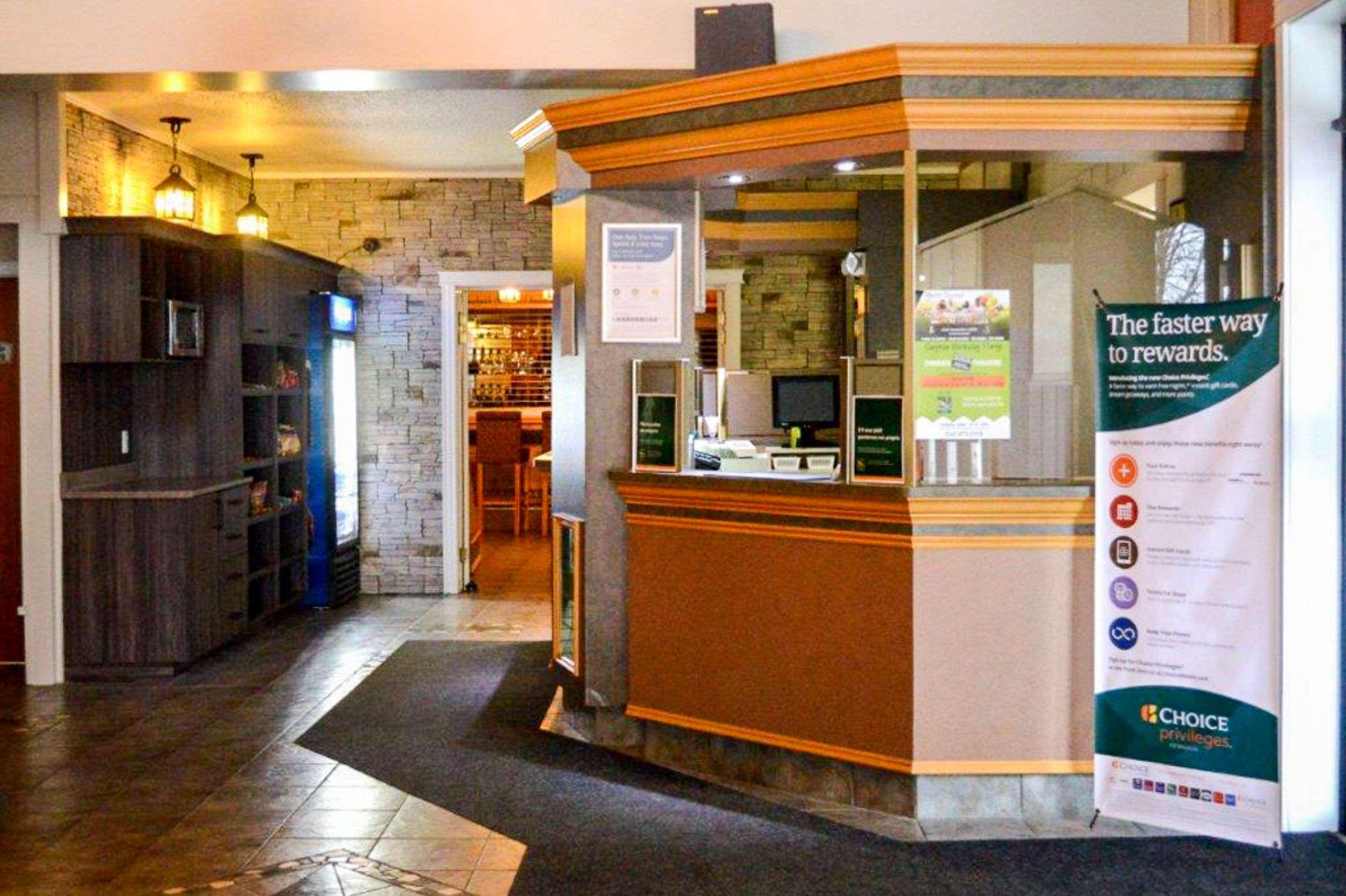 Rodeway Inn Grand Falls Exterior foto