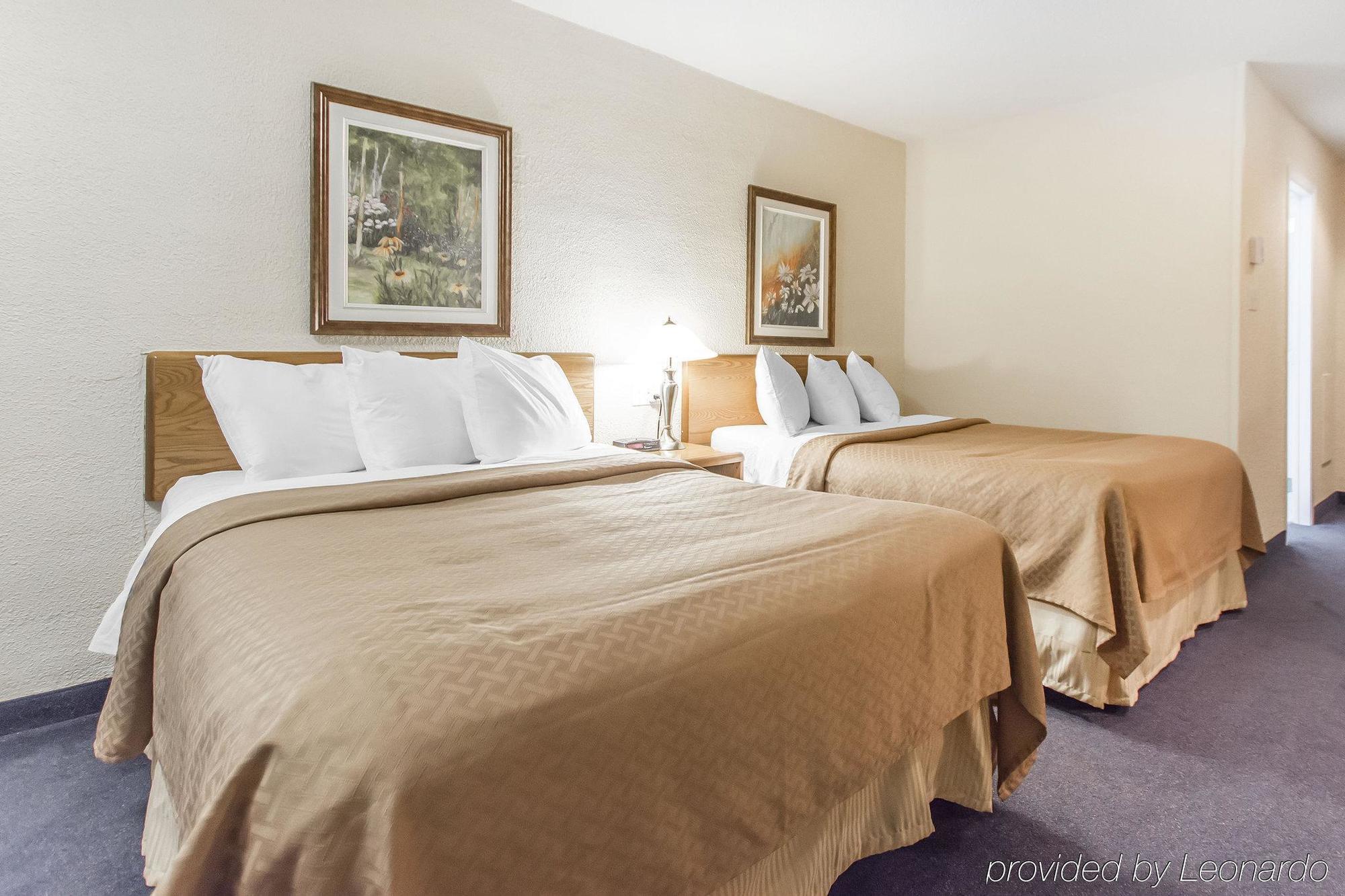 Rodeway Inn Grand Falls Exterior foto